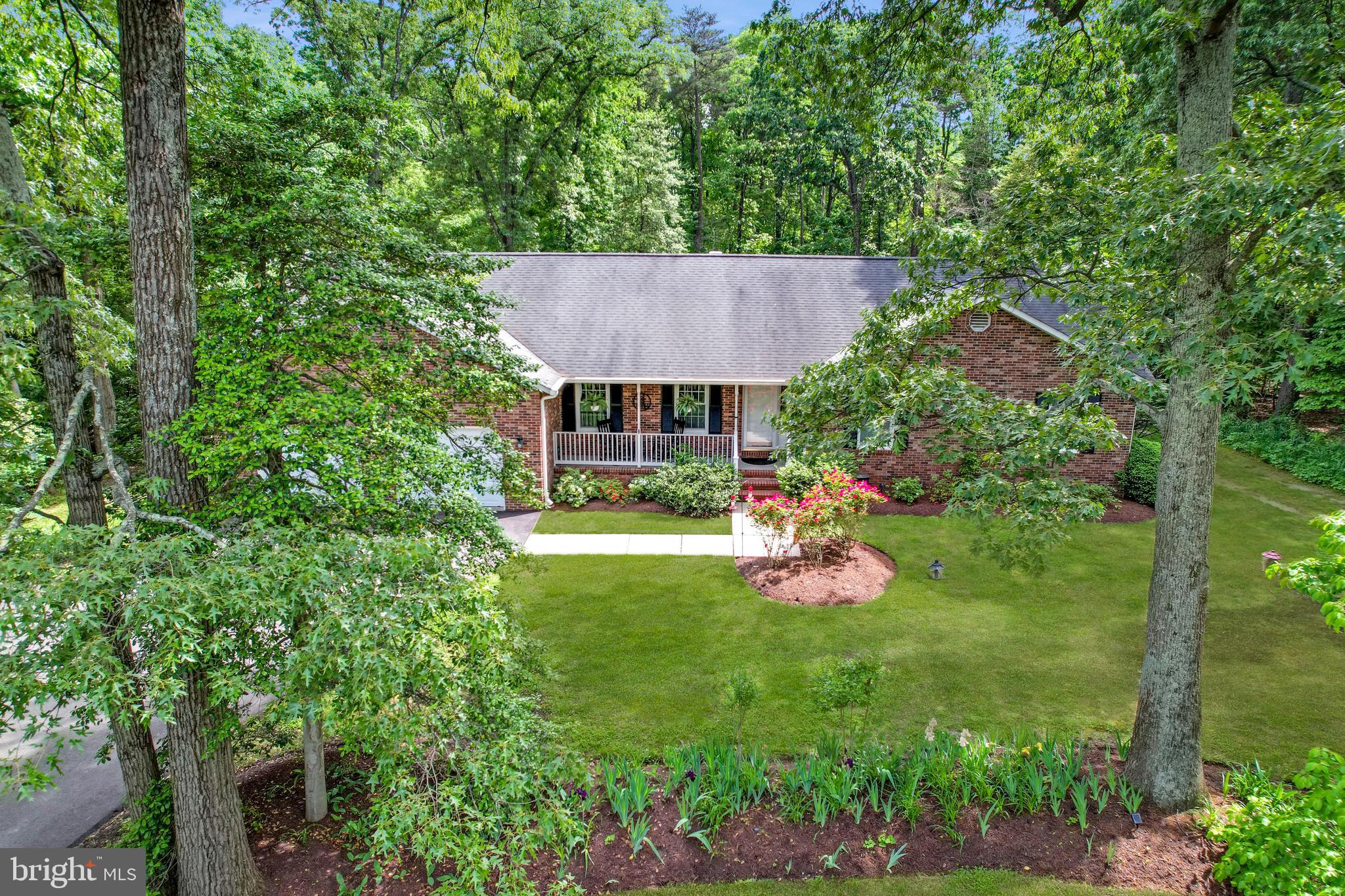 HAMPTON CHASE - Residential