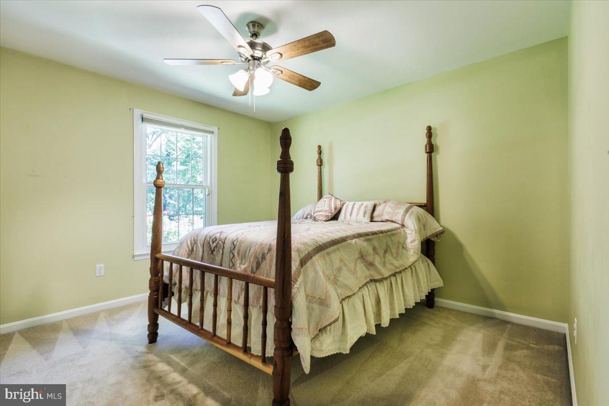 HAMPTON CHASE - Residential