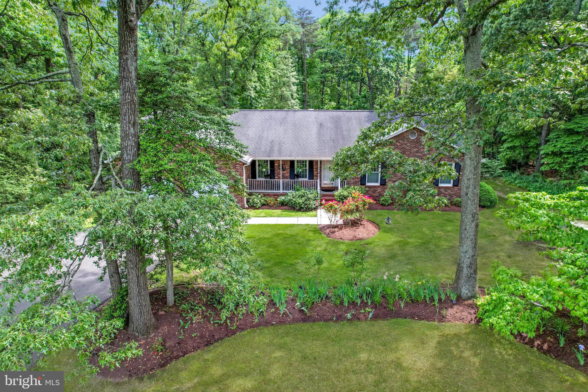 HAMPTON CHASE - Residential