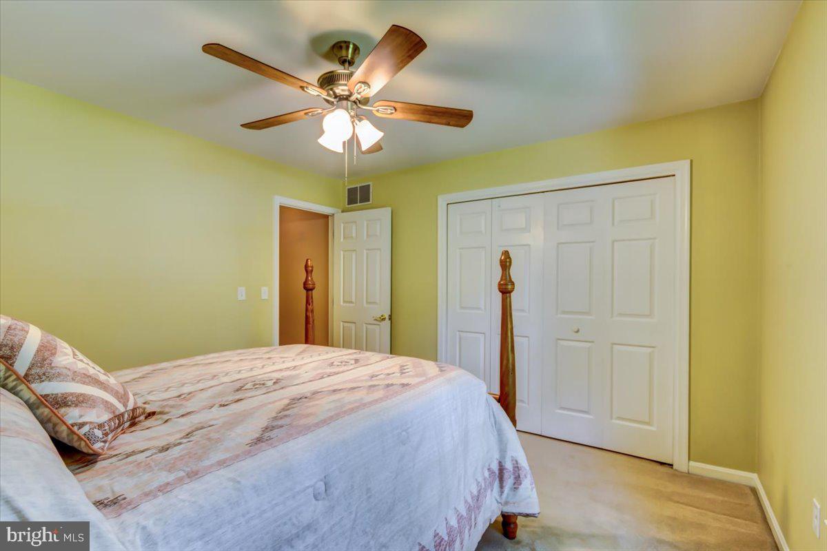 HAMPTON CHASE - Residential