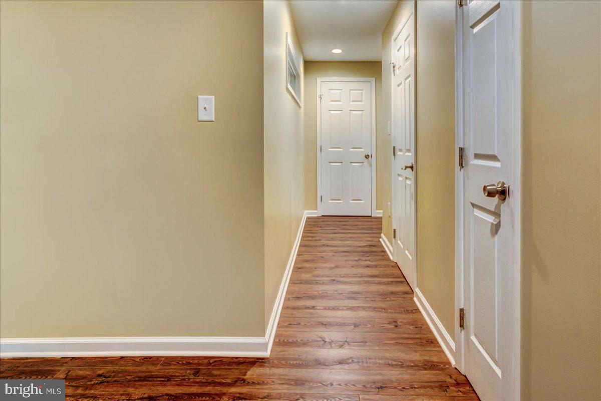 HAMPTON CHASE - Residential