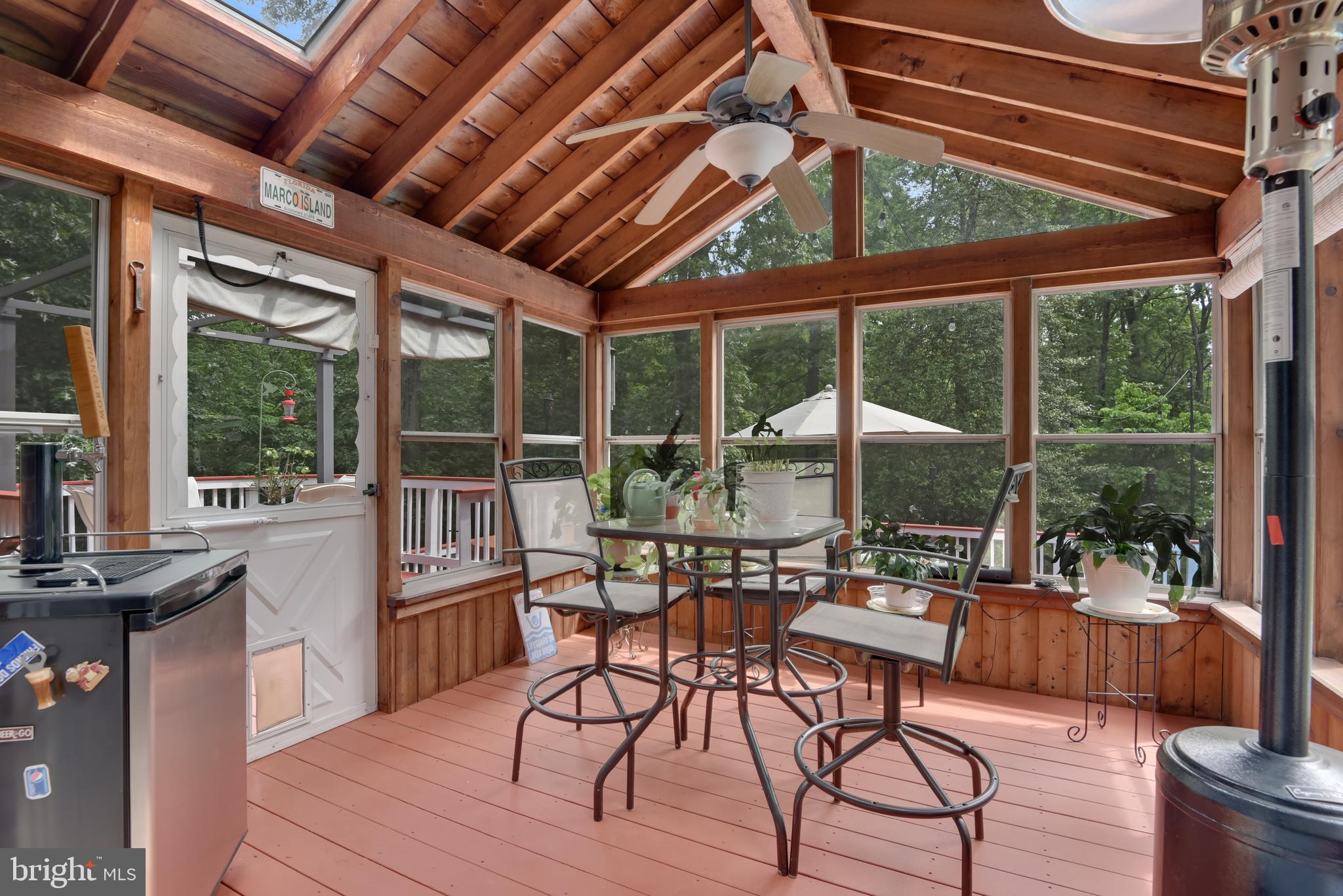 HAMPTON CHASE - Residential