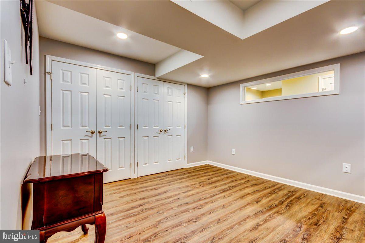 HAMPTON CHASE - Residential