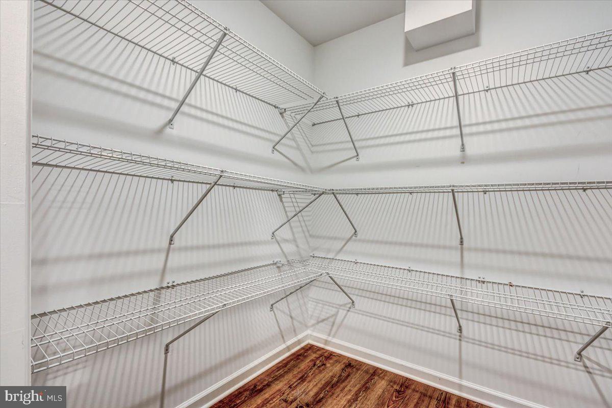 HAMPTON CHASE - Residential