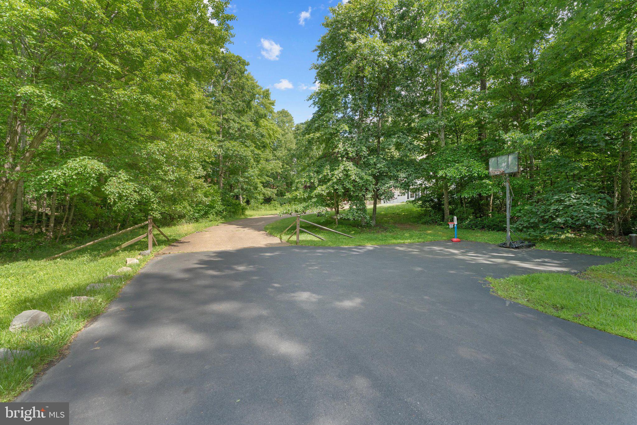 8047 COUNSELOR ROAD