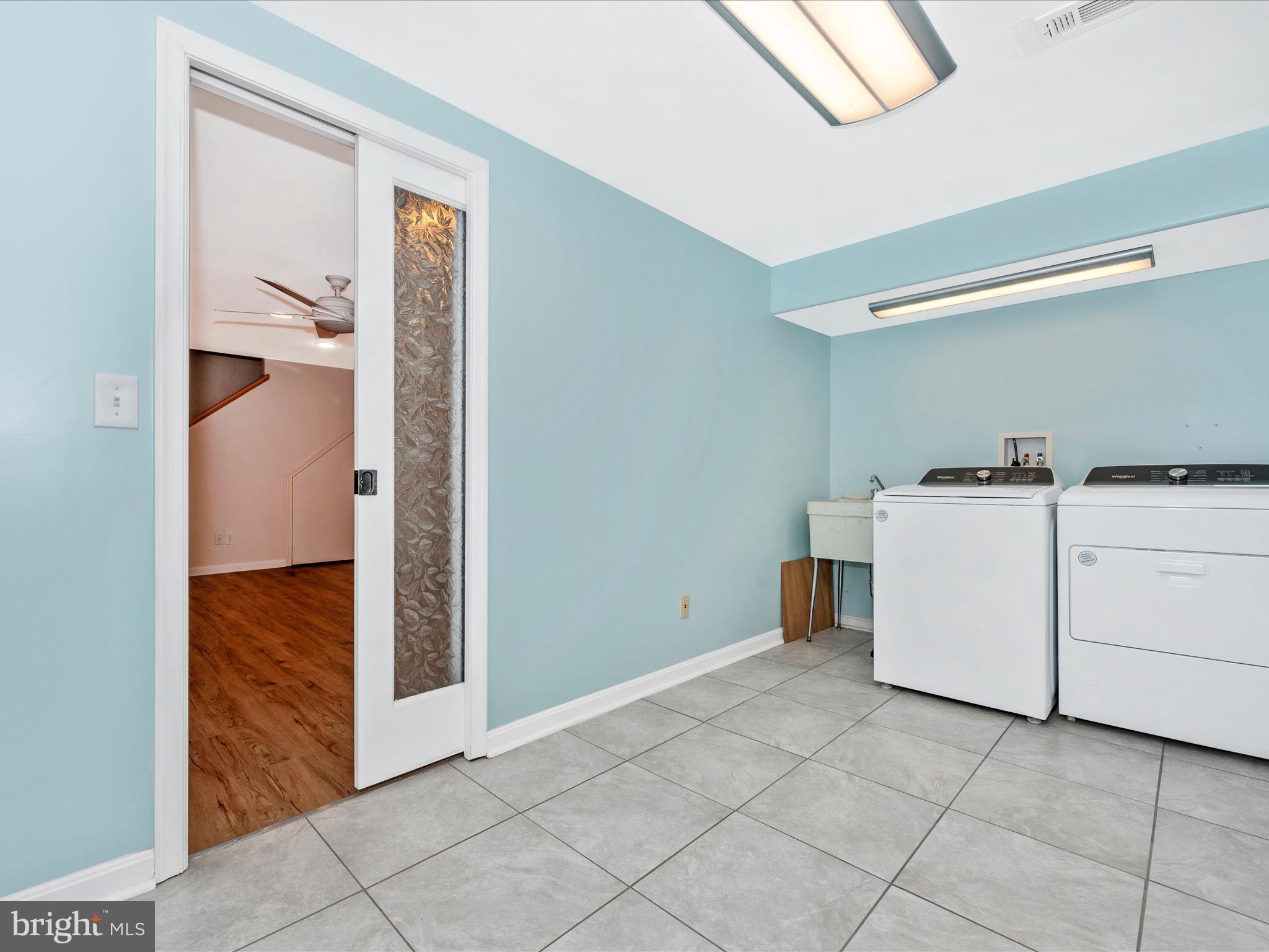 CARROLL SQUARE - Residential