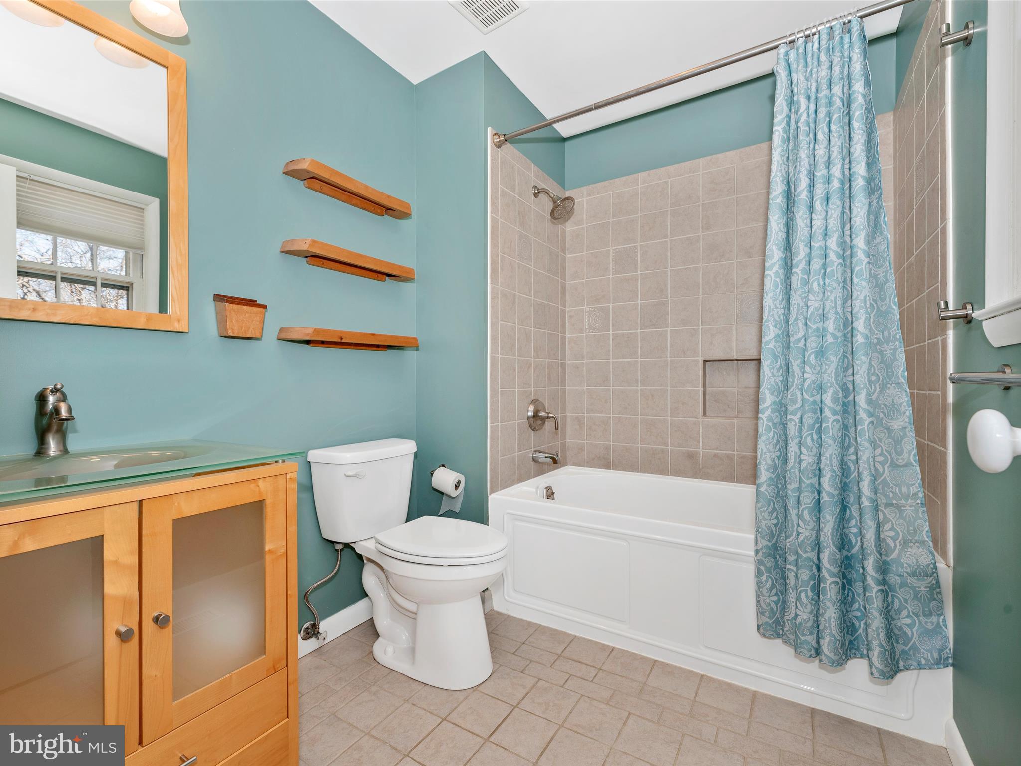 CARROLL SQUARE - Residential