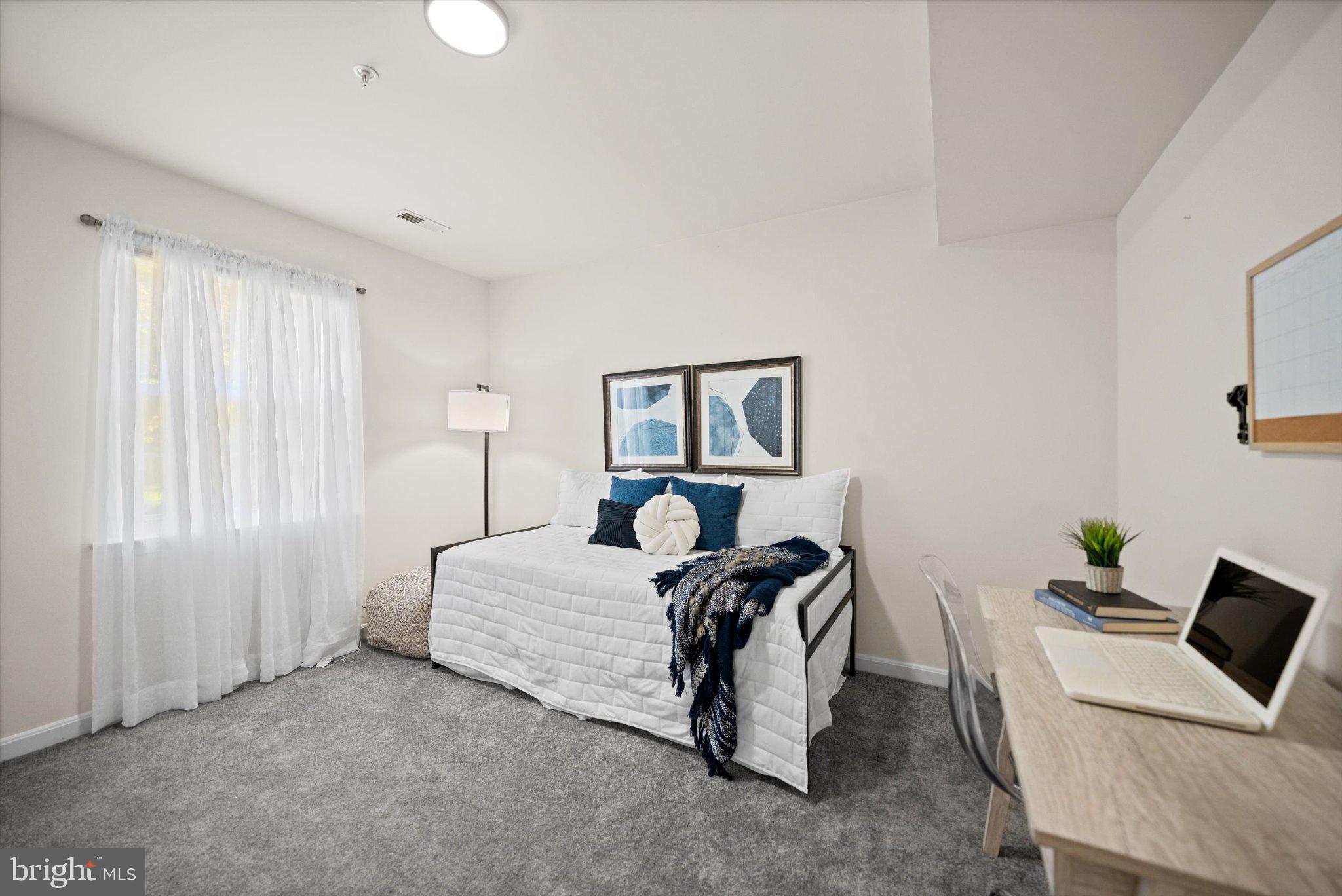 WINDBROOK - Residential