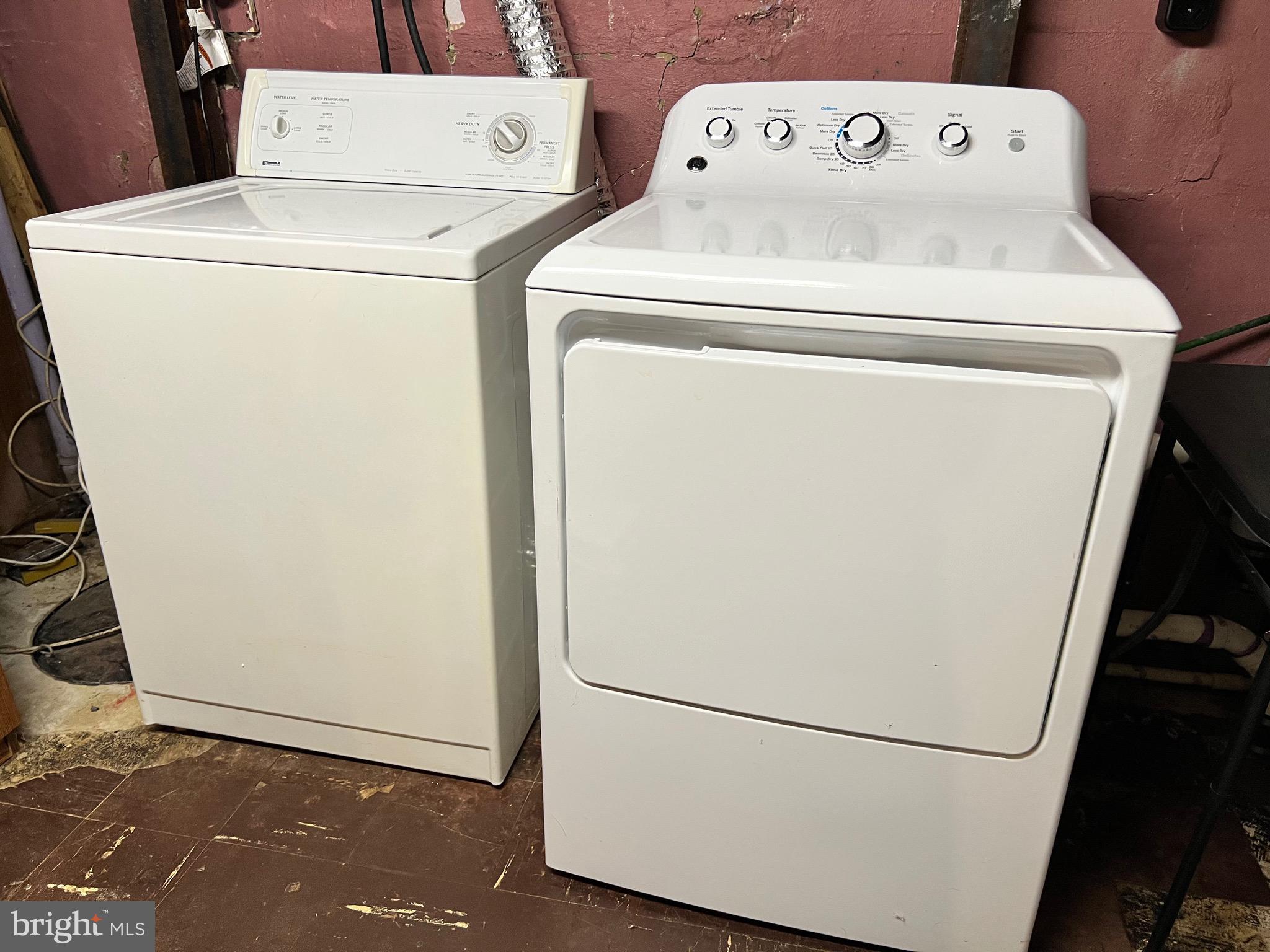 JEFFERSON MANOR - Residential Lease