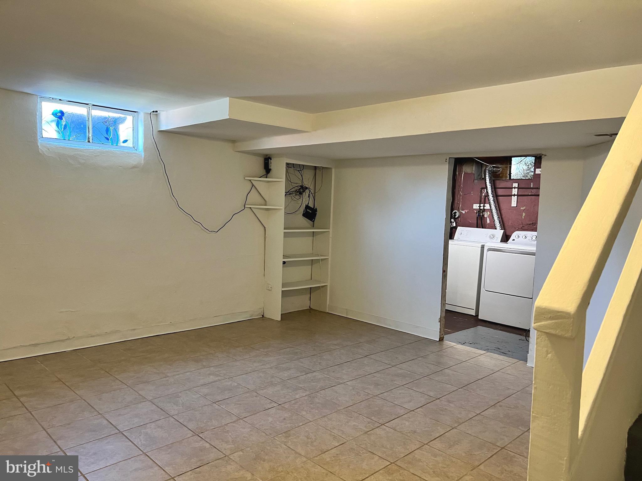 JEFFERSON MANOR - Residential Lease