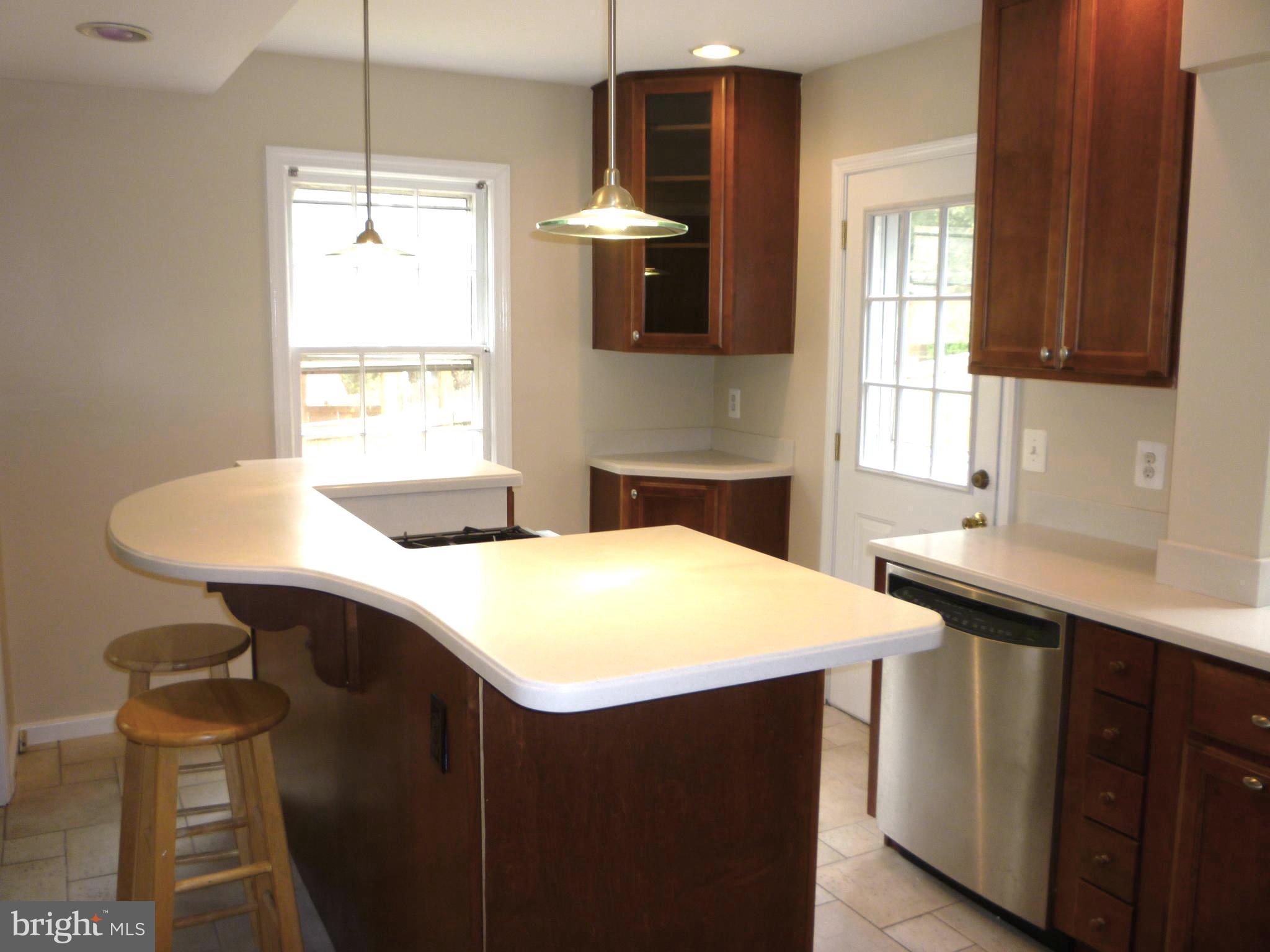 JEFFERSON MANOR - Residential Lease