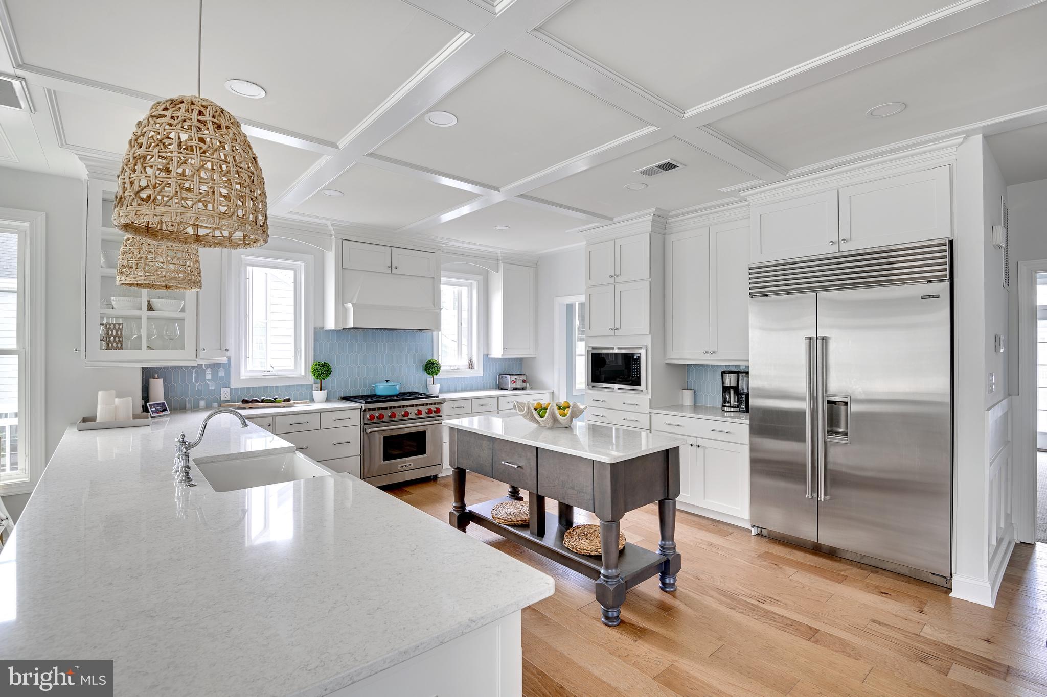 CHANNEL POINTE - Residential