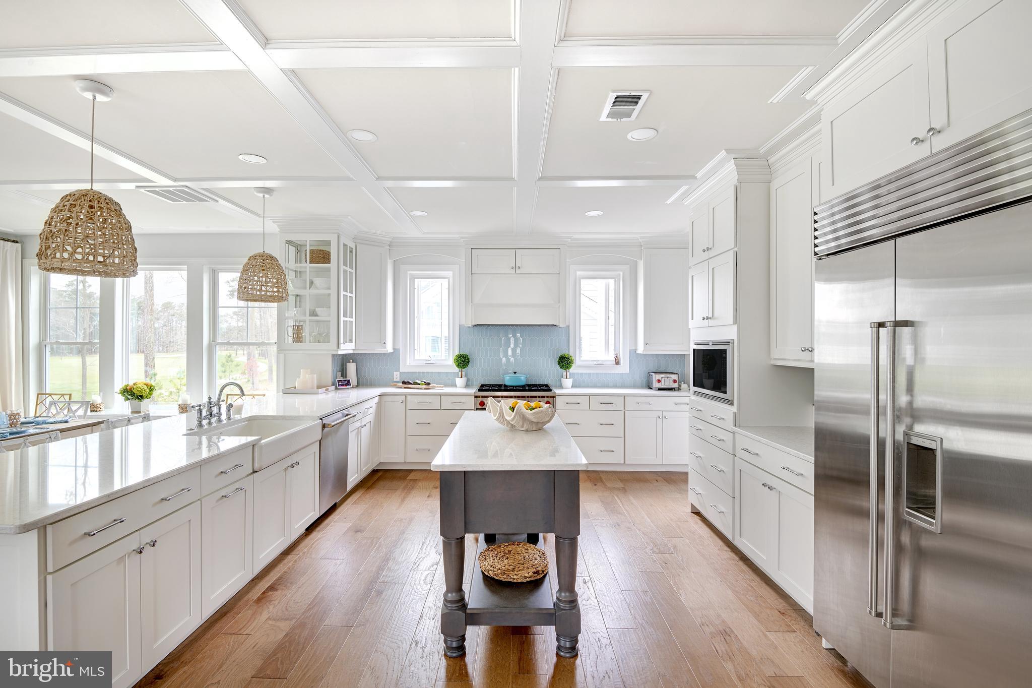 CHANNEL POINTE - Residential