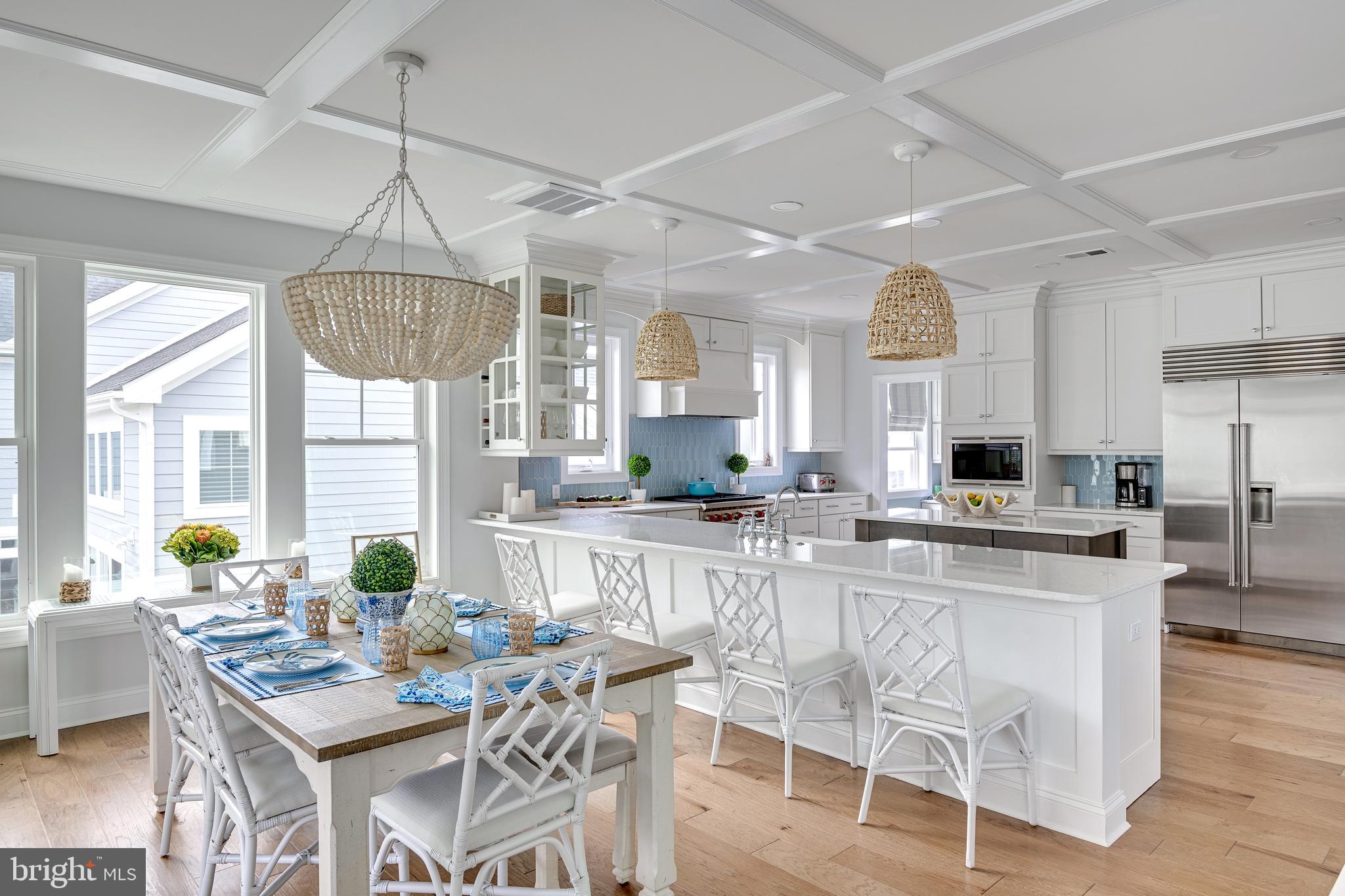 CHANNEL POINTE - Residential