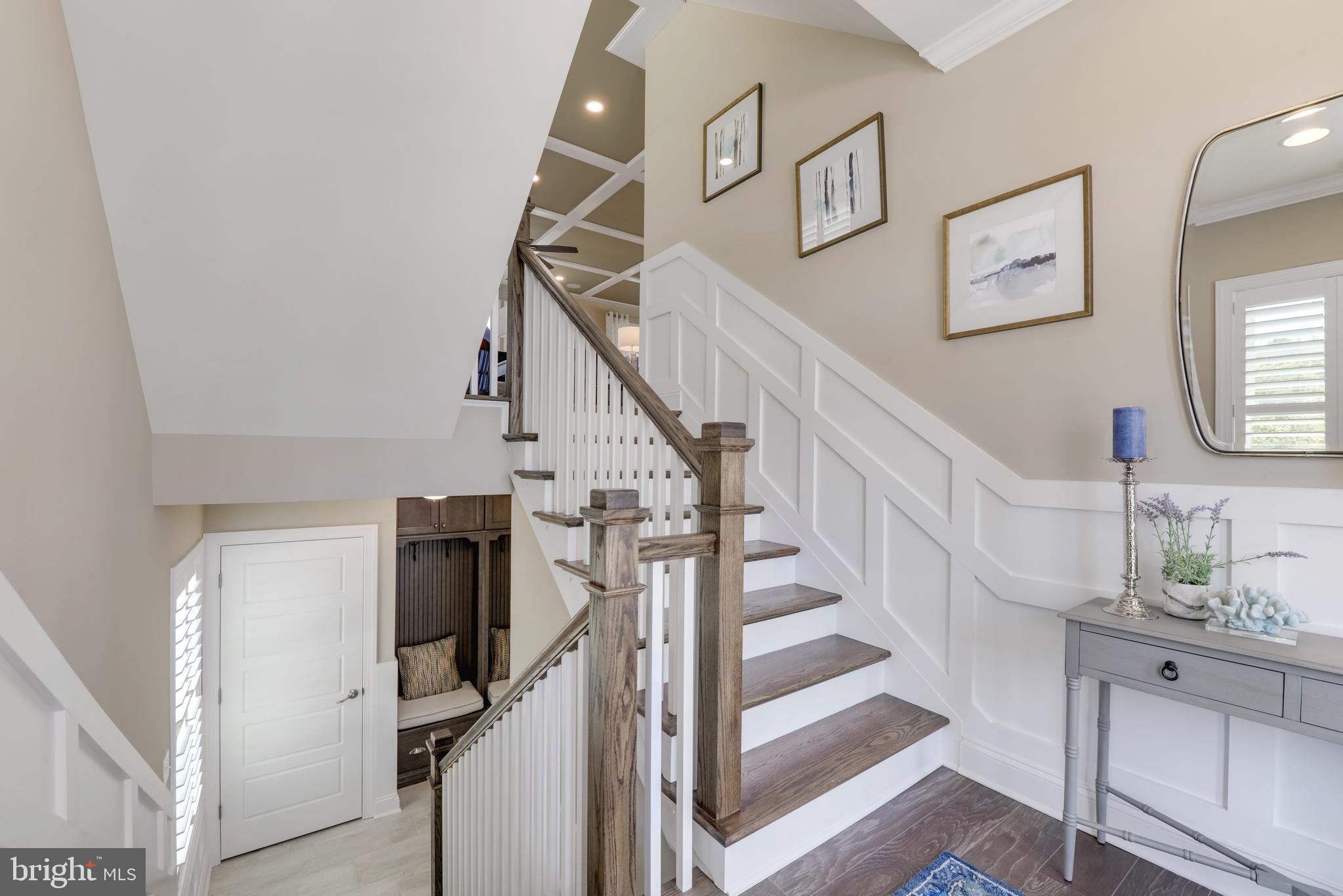 CHANNEL POINTE - Residential