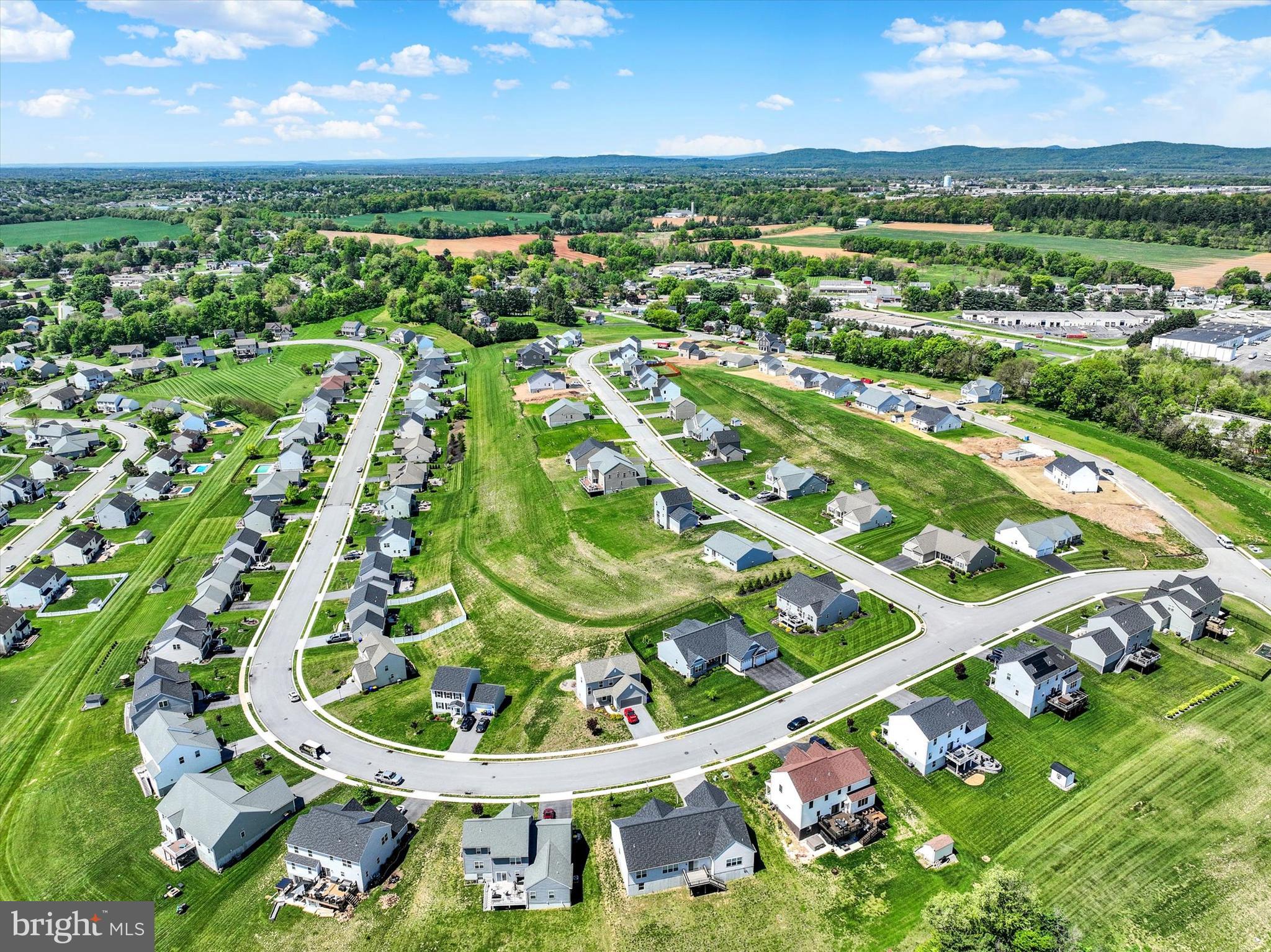 EAGLES VIEW - Residential