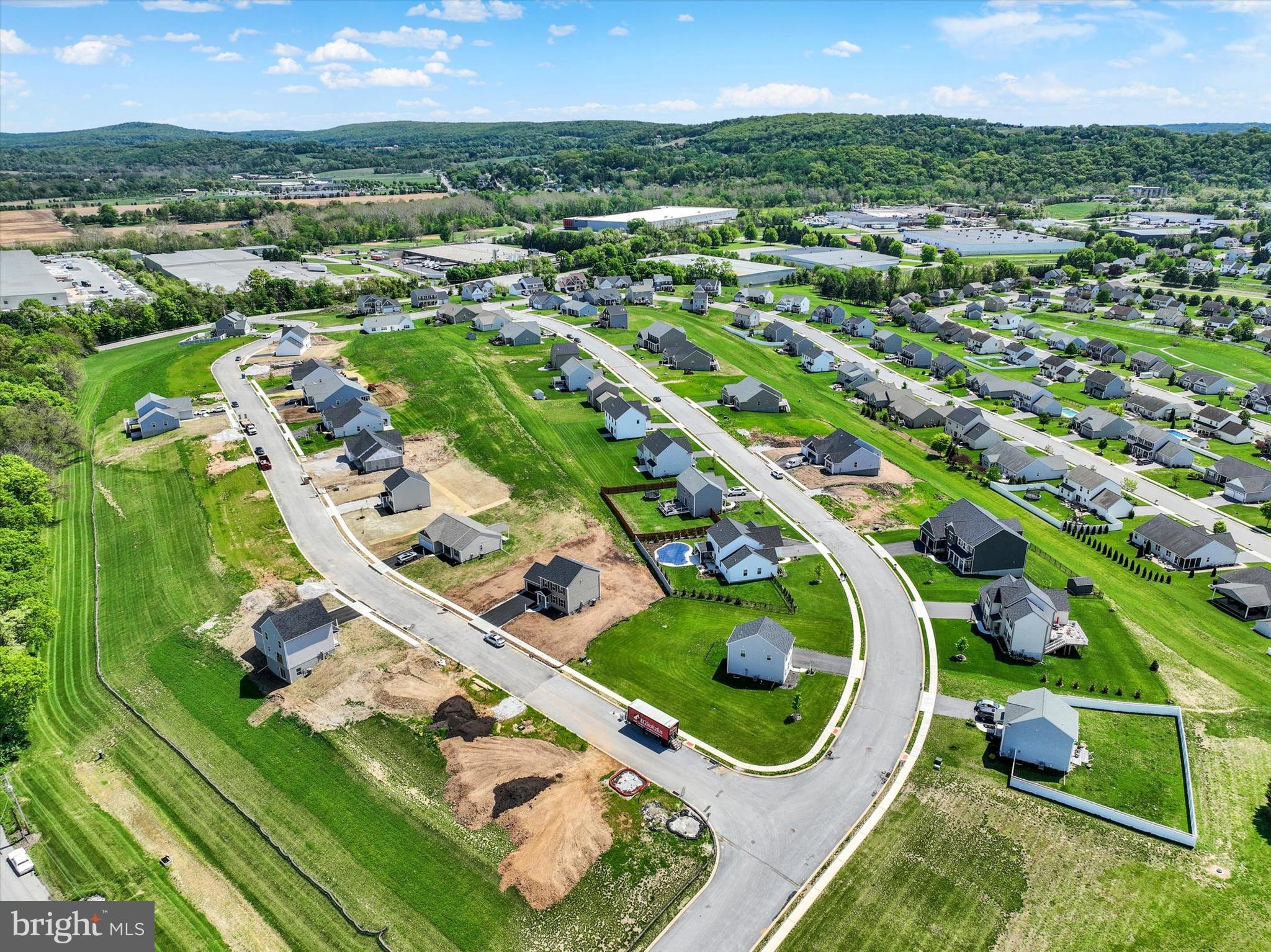 EAGLES VIEW - Residential