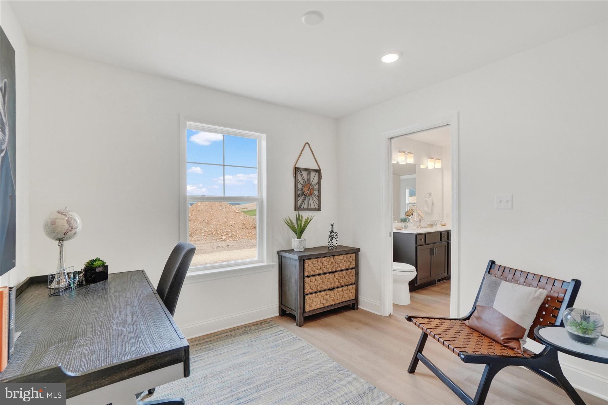 EAGLES VIEW - Residential