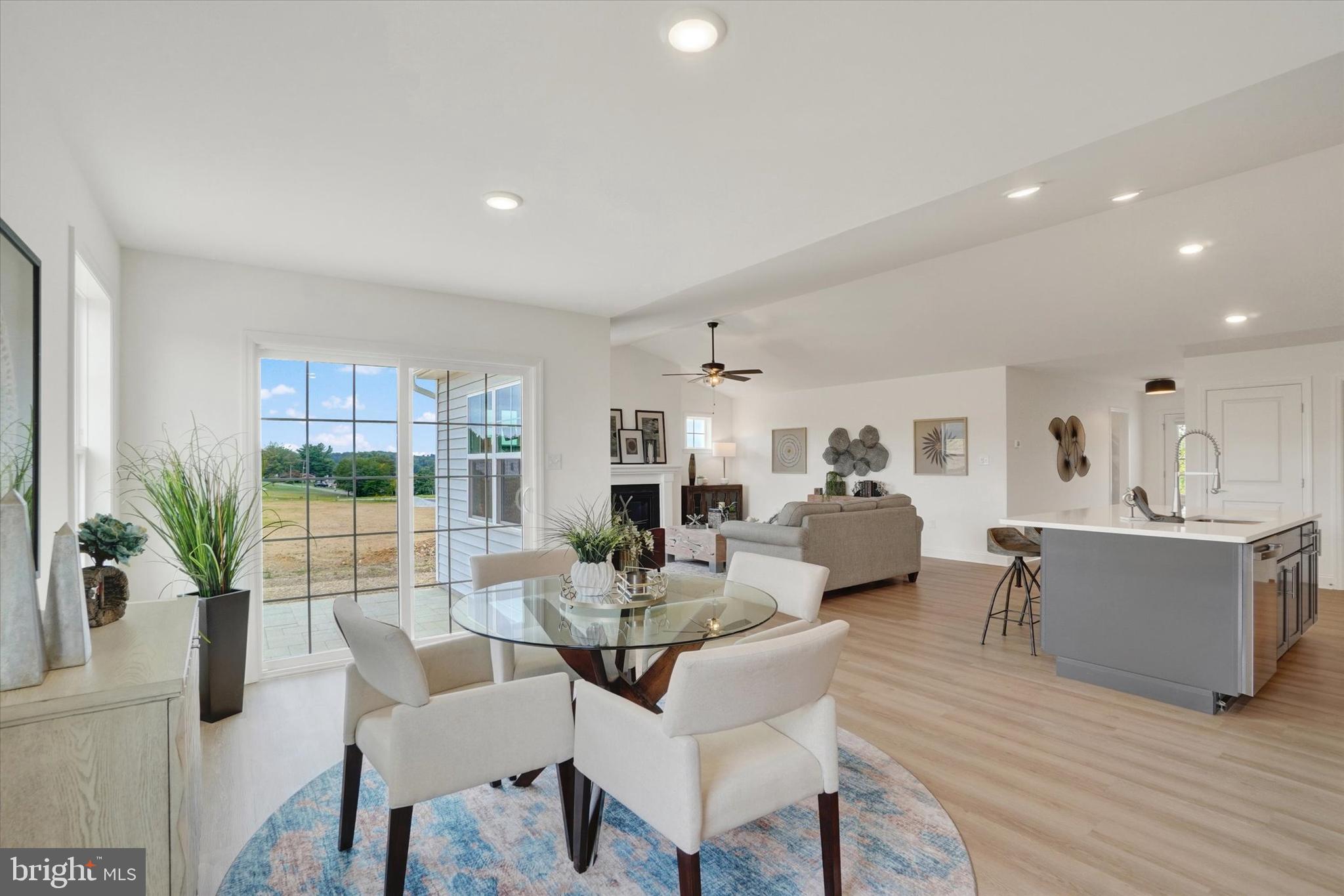 EAGLES VIEW - Residential