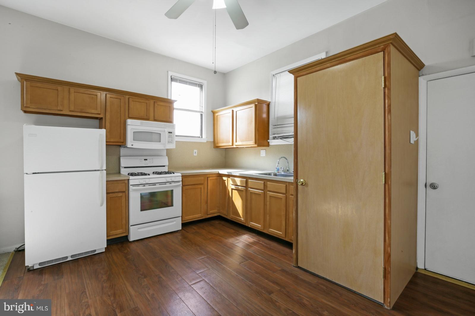 PASSYUNK SQUARE - Residential Lease