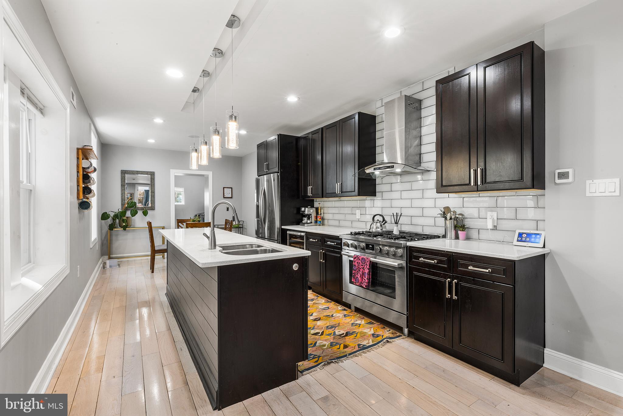 UNIVERSITY CITY - Residential