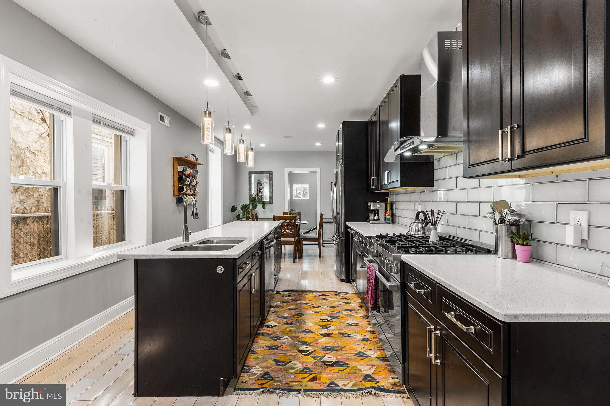 UNIVERSITY CITY - Residential