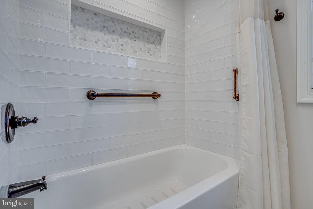 DEL RAY/MT IDA - Residential Lease