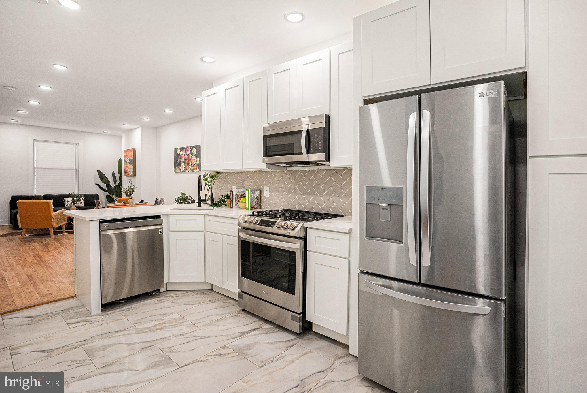 GERMANTOWN (WEST) - Residential