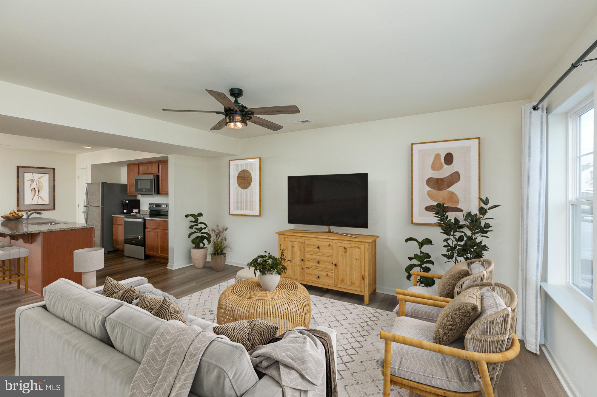 WHISPERING PINES - Residential