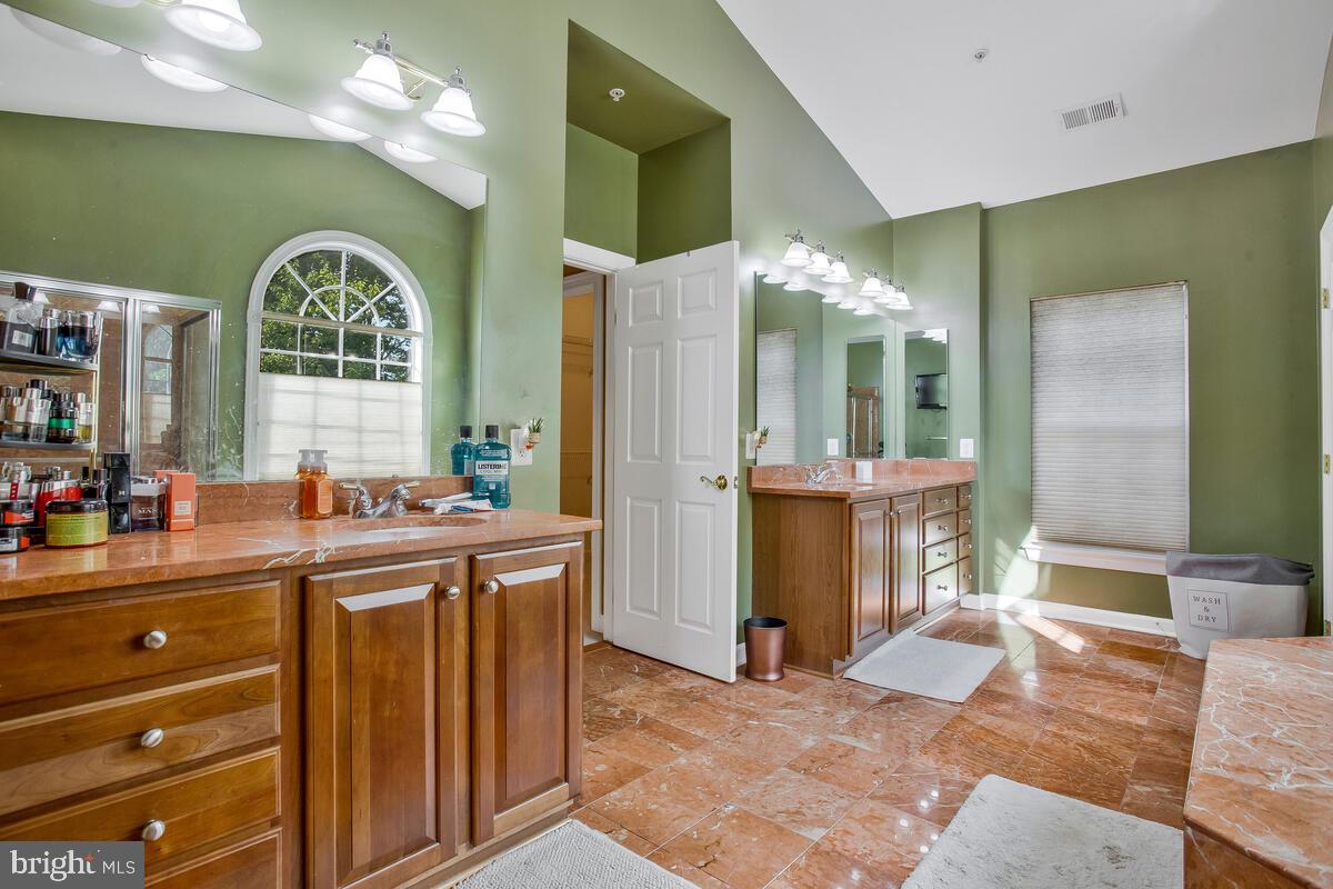 MANNING OVERLOOK-PLAT 1> - Residential