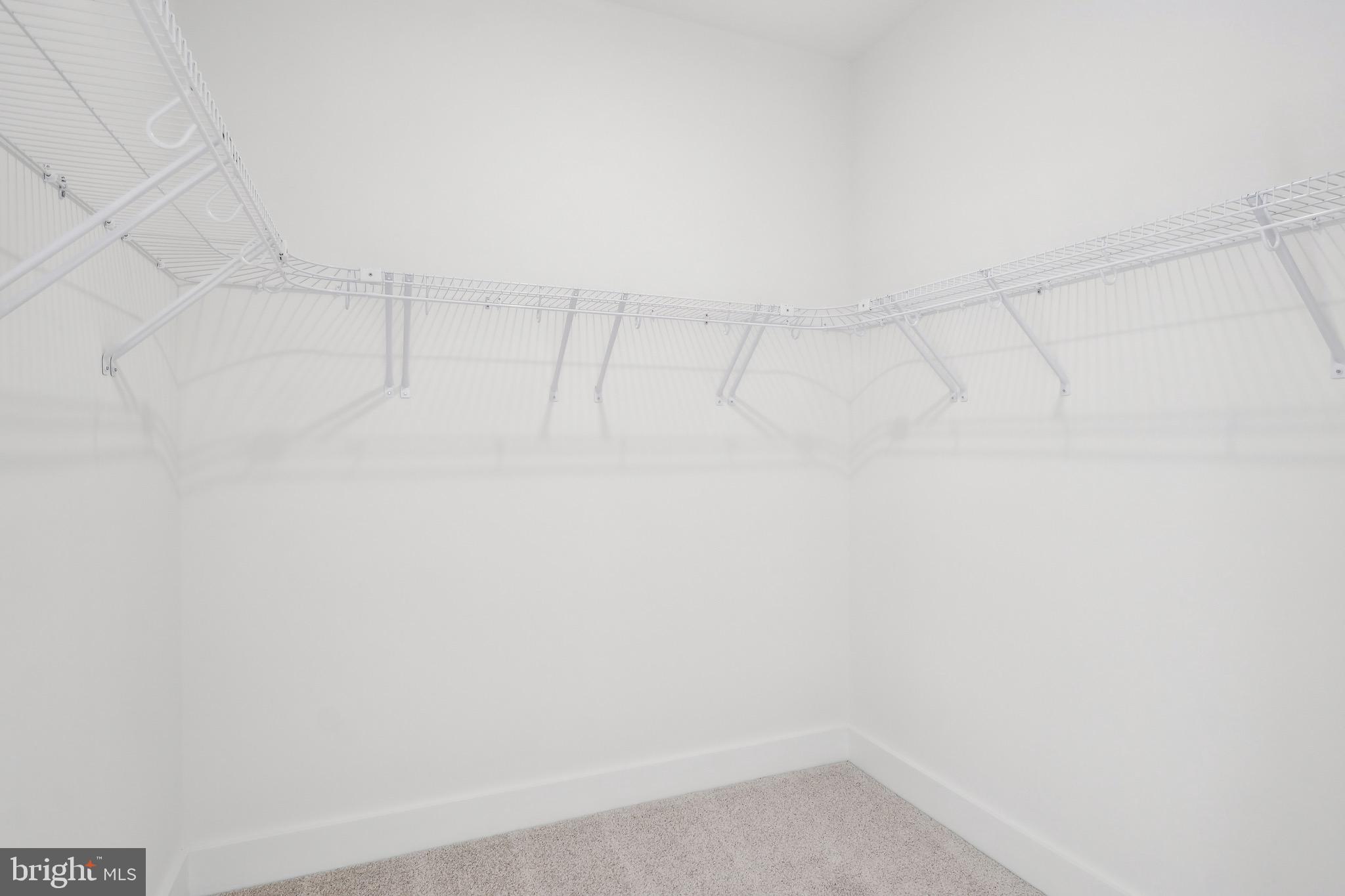 HOBBS HOLE GOLF COURSE - Residential