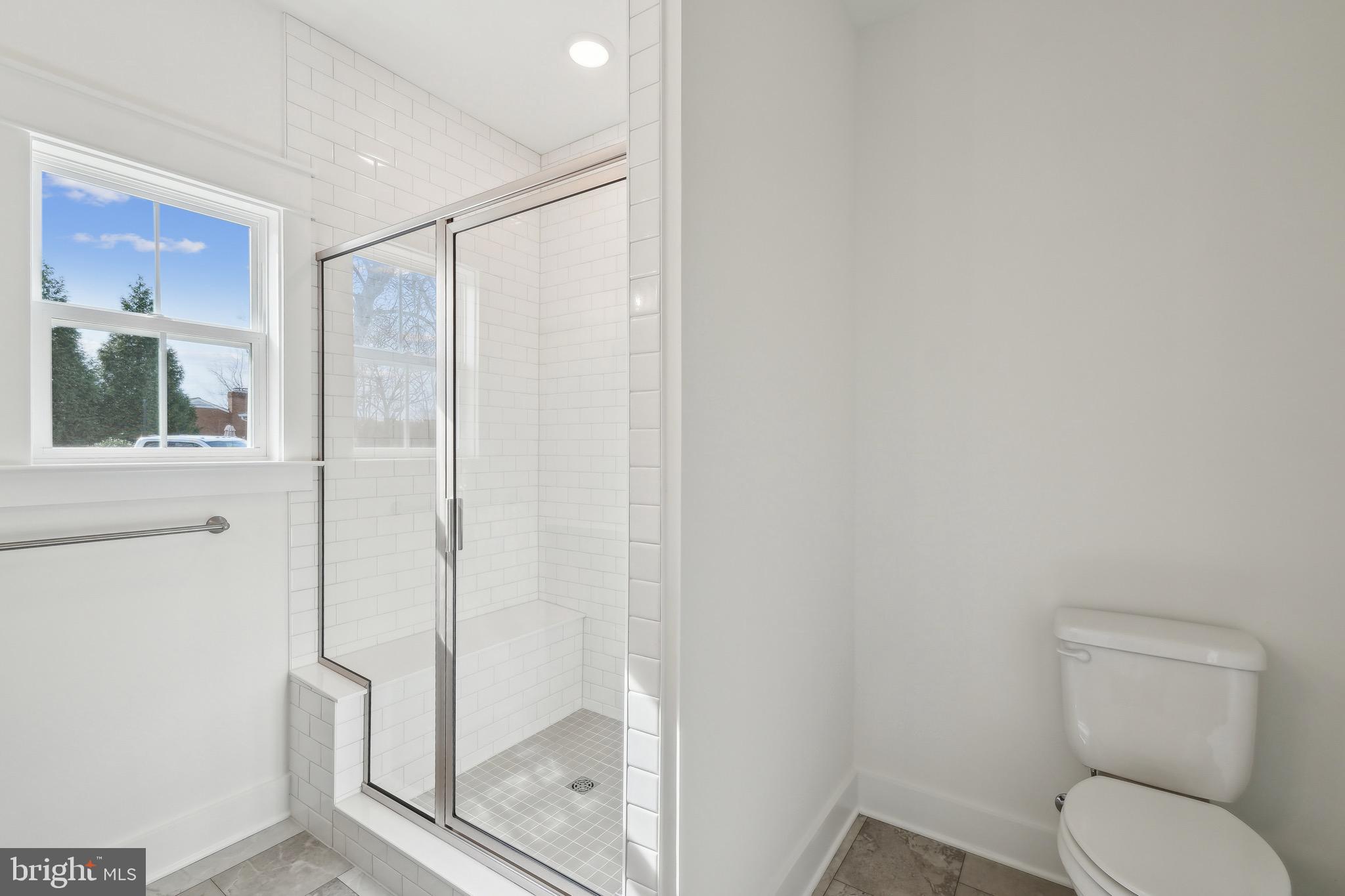 HOBBS HOLE GOLF COURSE - Residential