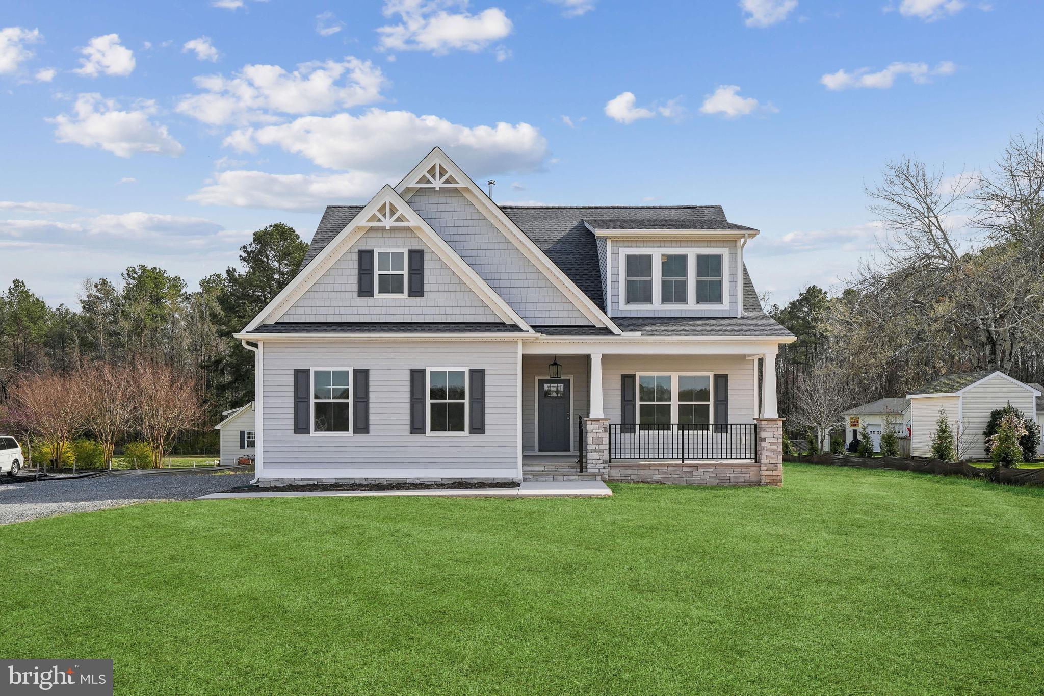 HOBBS HOLE GOLF COURSE - Residential