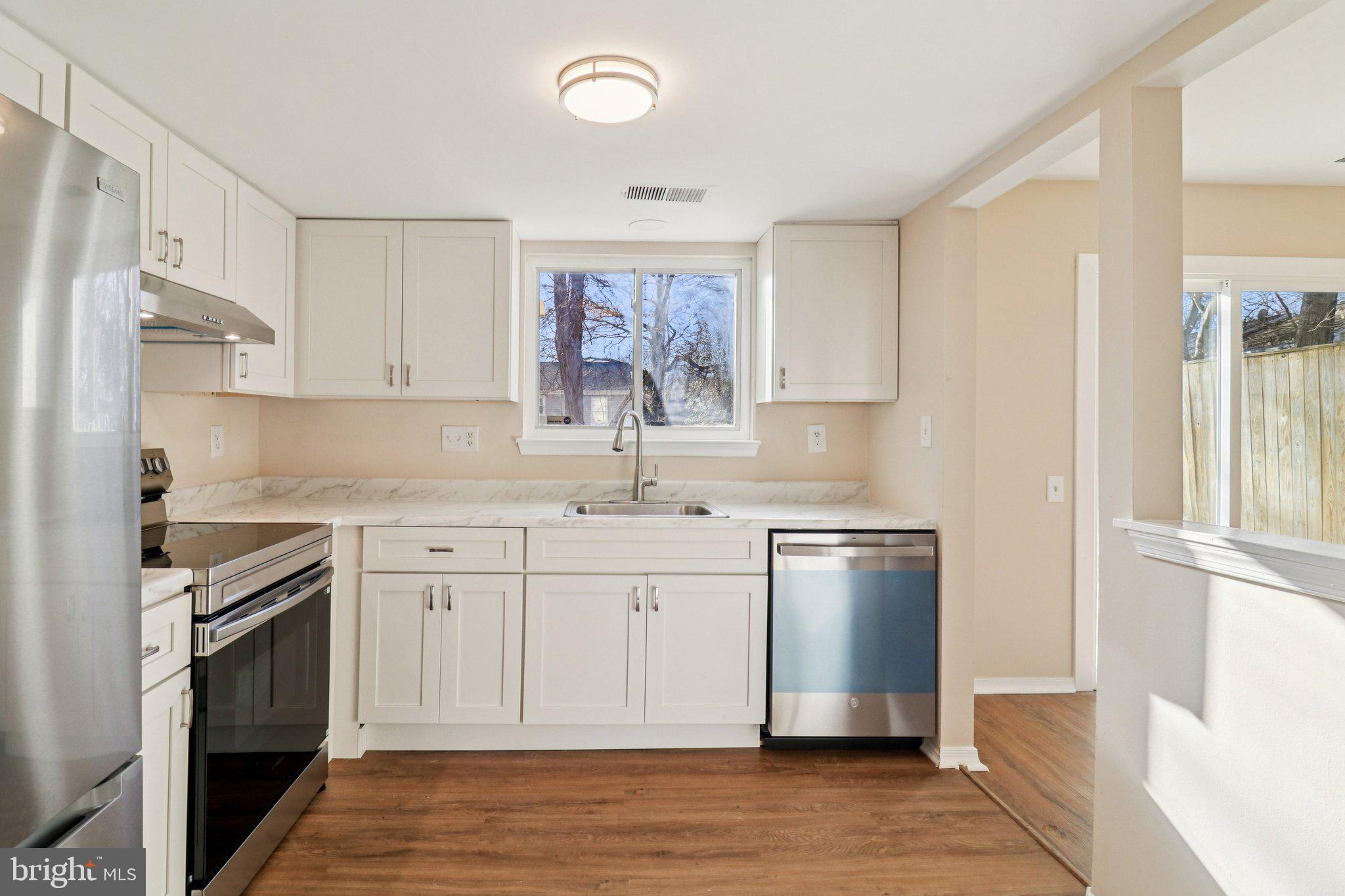 WAKEFIELD - Residential