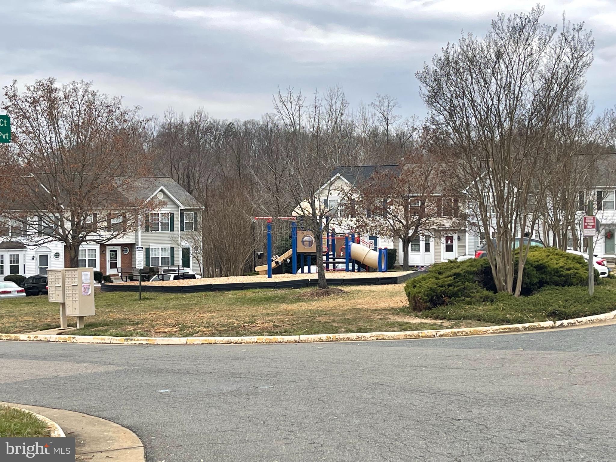 STONE RIVER - Residential Lease