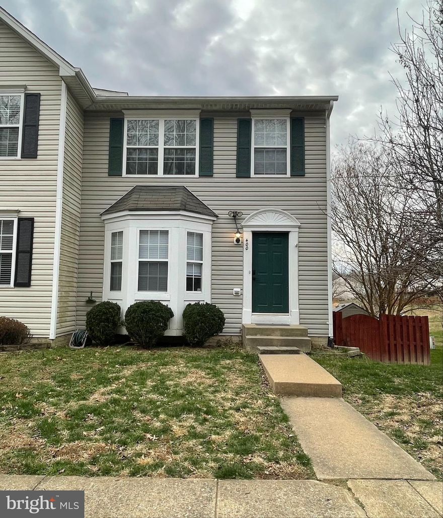 Say hello to 400 Munsons Hill Ct! The end unit townhouse with 3 Levels is located in the Community of Stone River.  Offering 3 Bedrooms, 2  full Baths & 2 Half Baths there is room for everyone. The primary bedroom features a walk-in closet, the ensuite bathroom hosts a soaking tub and a separate shower. Enjoy the fully finished basement, home to the Washer & Dryer. From the basement, you can step right out into the fenced backyard which serves as a great place to unwind after a long day or the venue for your next summer cookout.  The community of Stone River has Playgrounds, pool, ample parking, close to I-95, Rt 1 & Quantico giving you plenty of commuting options if you're heading north.