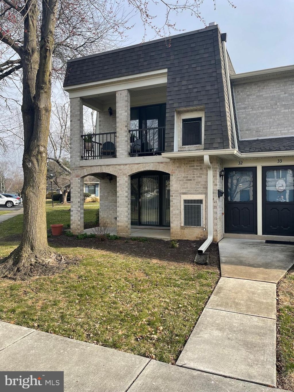 Photo of 32 VALLEYBROOK DR, LANCASTER, PA 17601 (MLS # PALA2032270)