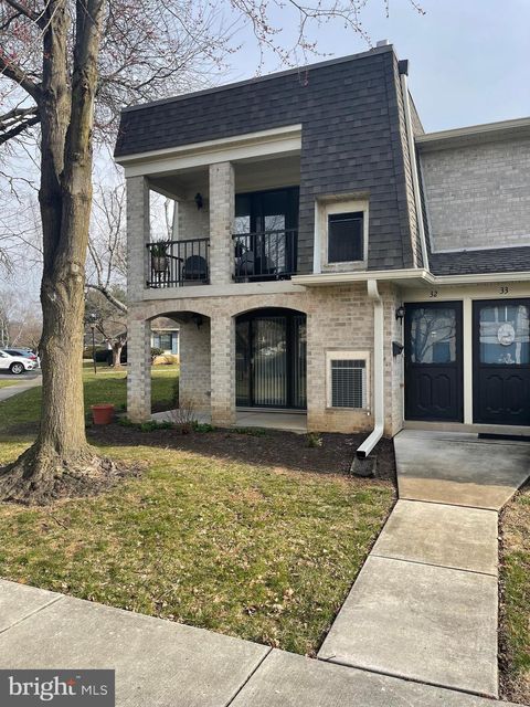 Photo of 32 VALLEYBROOK DR, LANCASTER, PA 17601 (MLS # PALA2032270)