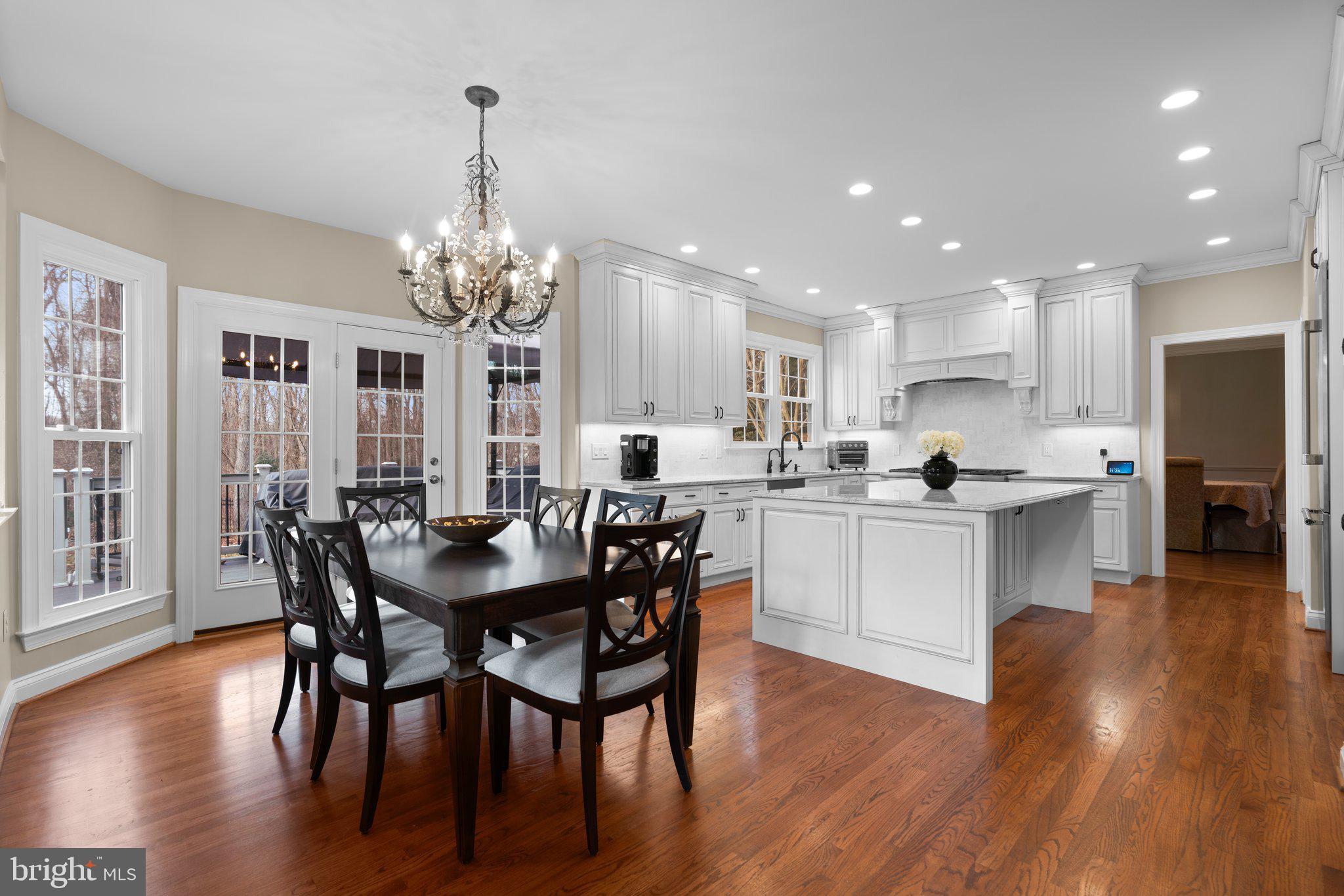 LAKEWOOD ESTATES - Residential