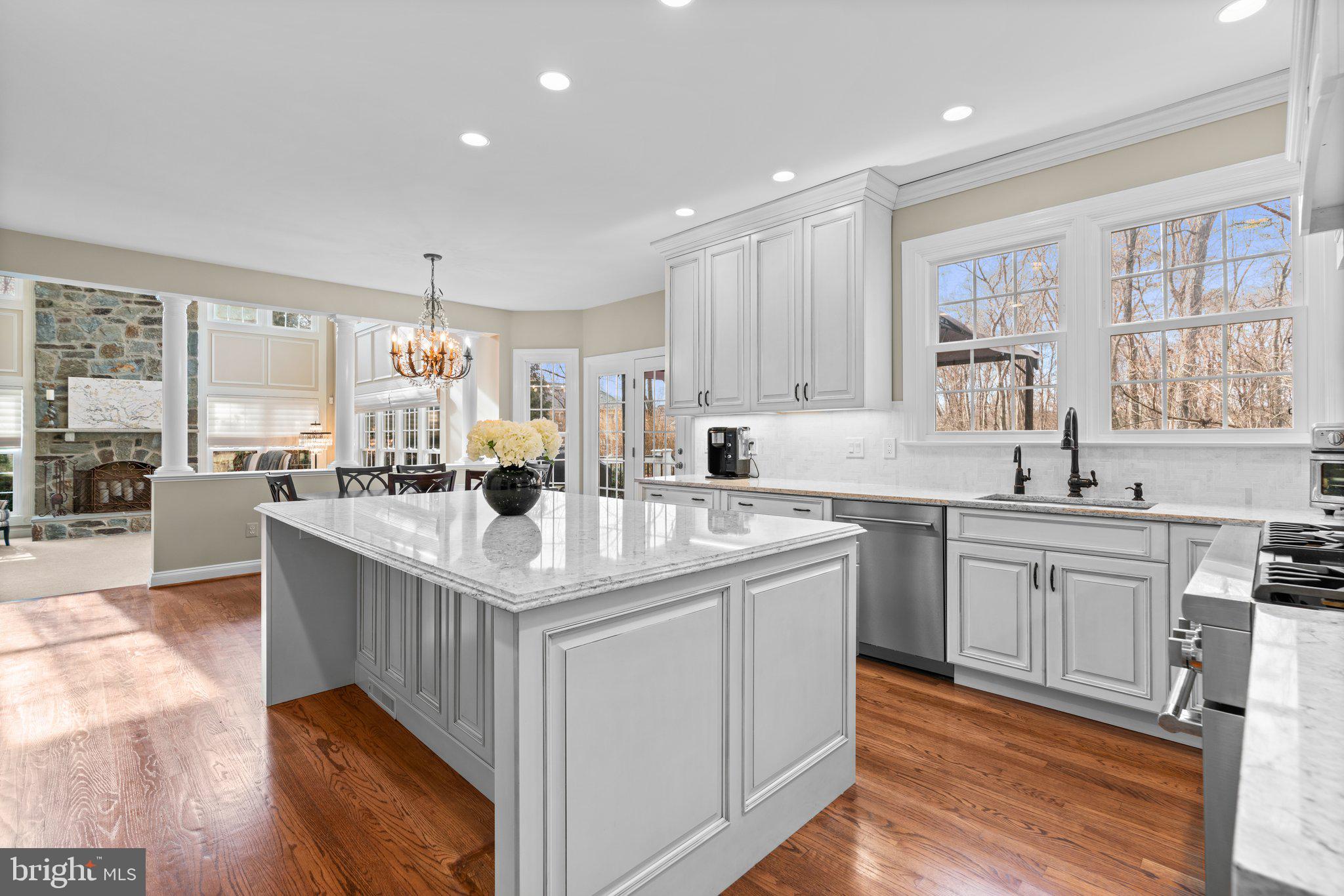 LAKEWOOD ESTATES - Residential