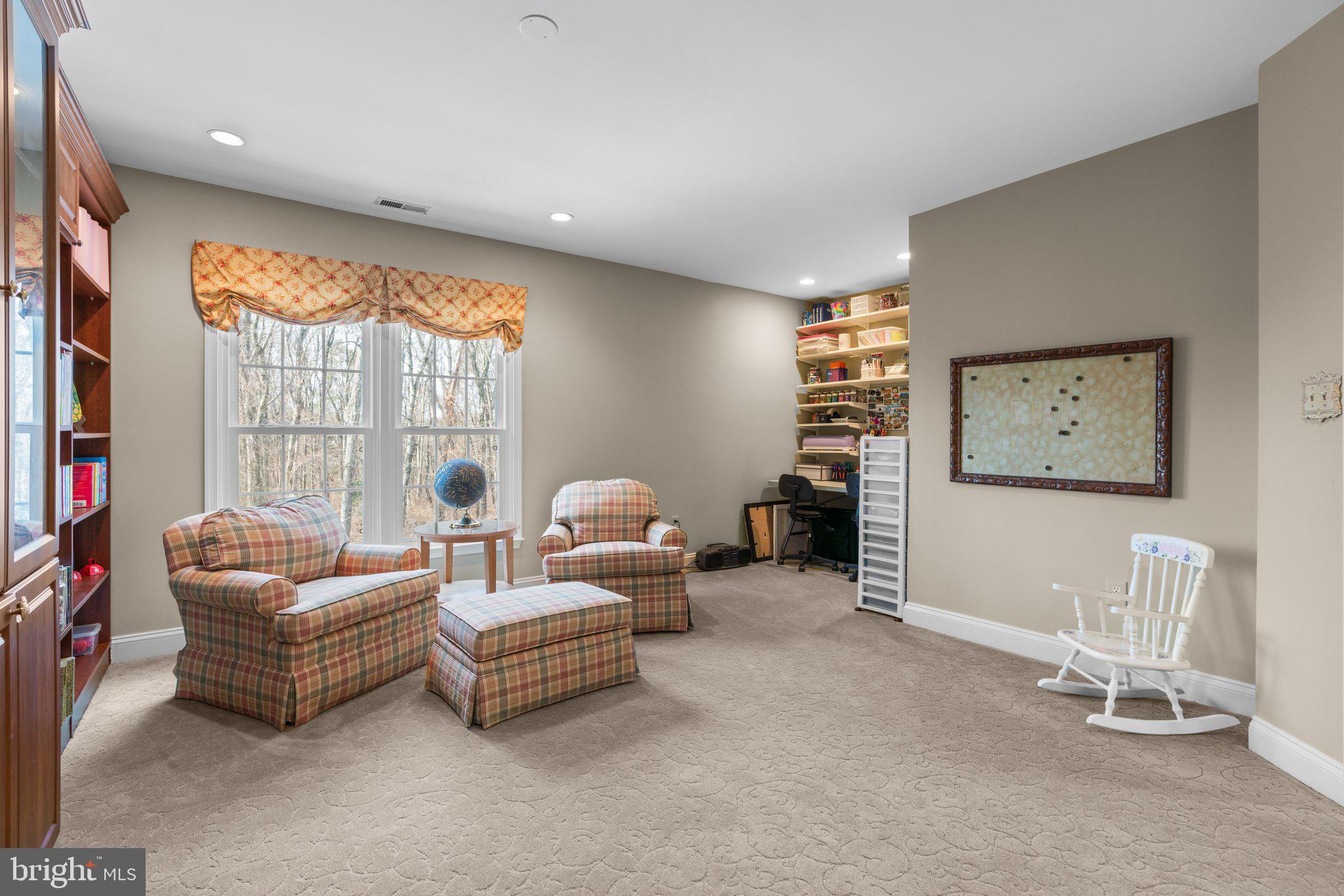 LAKEWOOD ESTATES - Residential