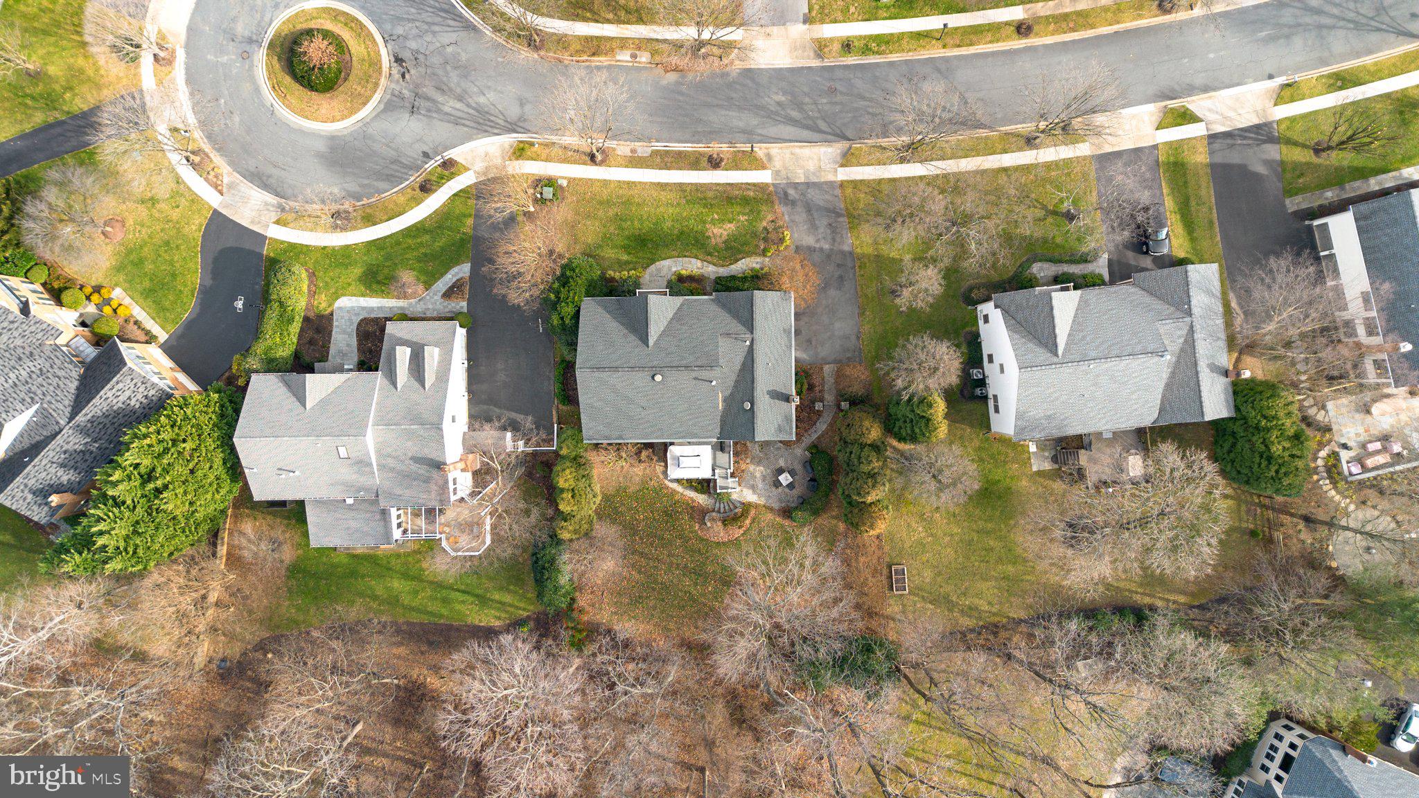 LAKEWOOD ESTATES - Residential