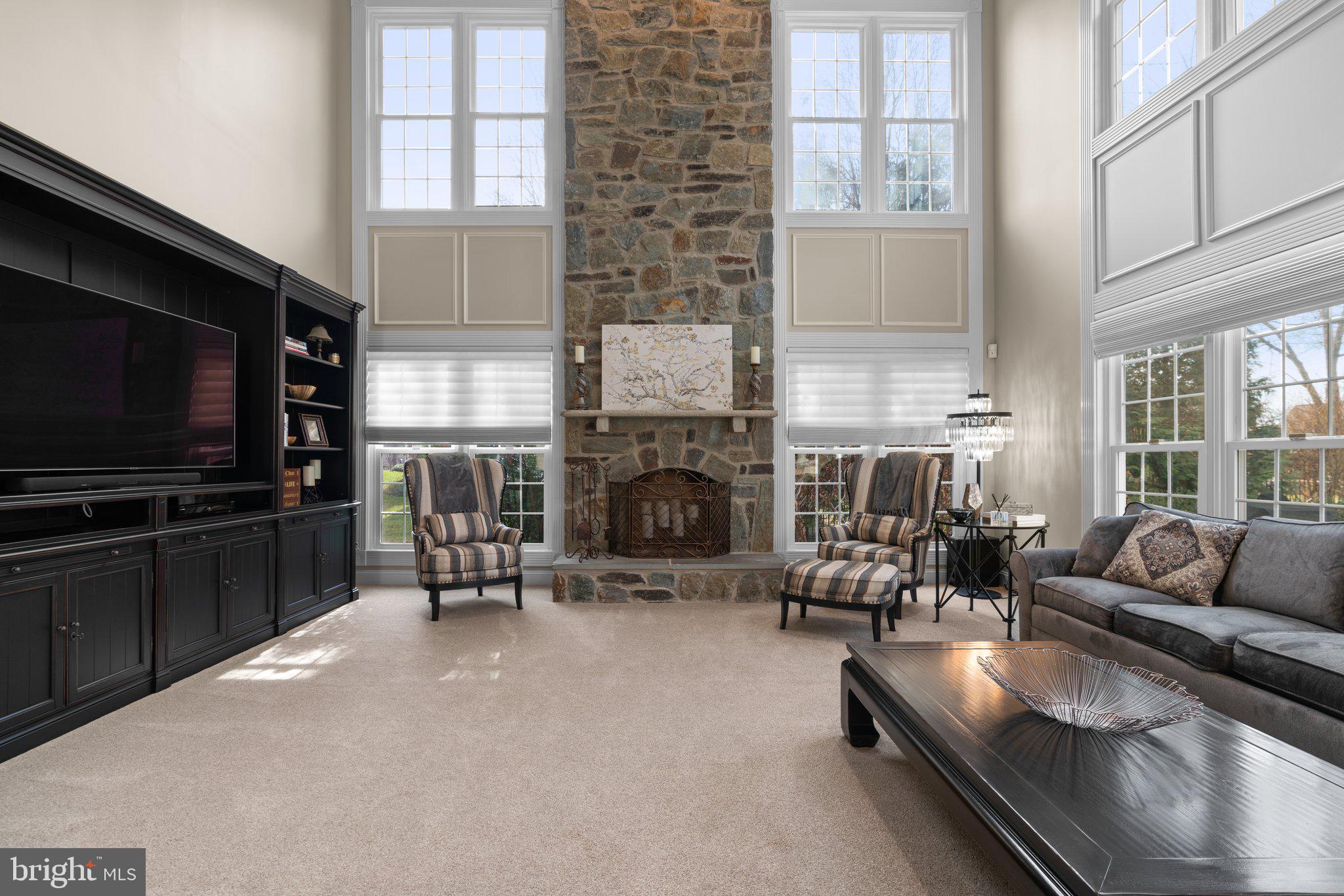 LAKEWOOD ESTATES - Residential