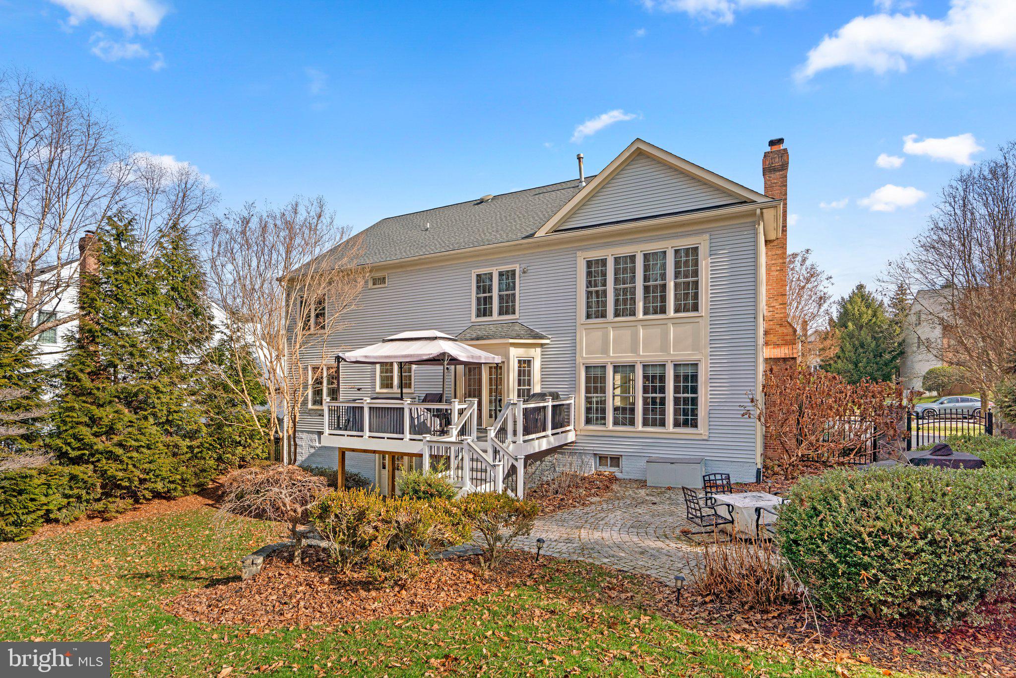 LAKEWOOD ESTATES - Residential