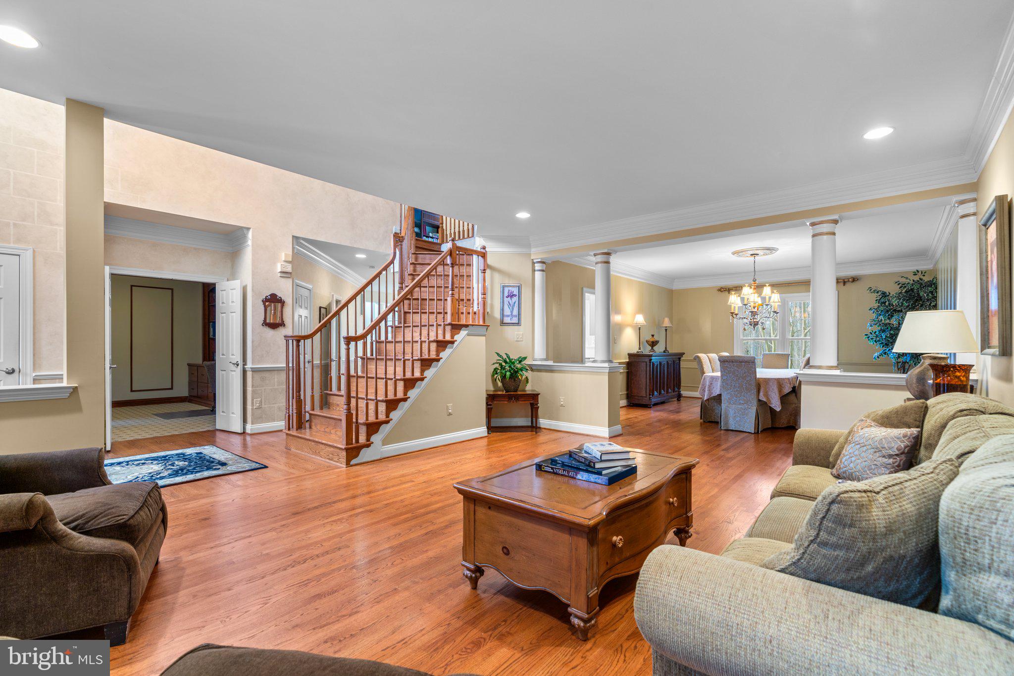 LAKEWOOD ESTATES - Residential