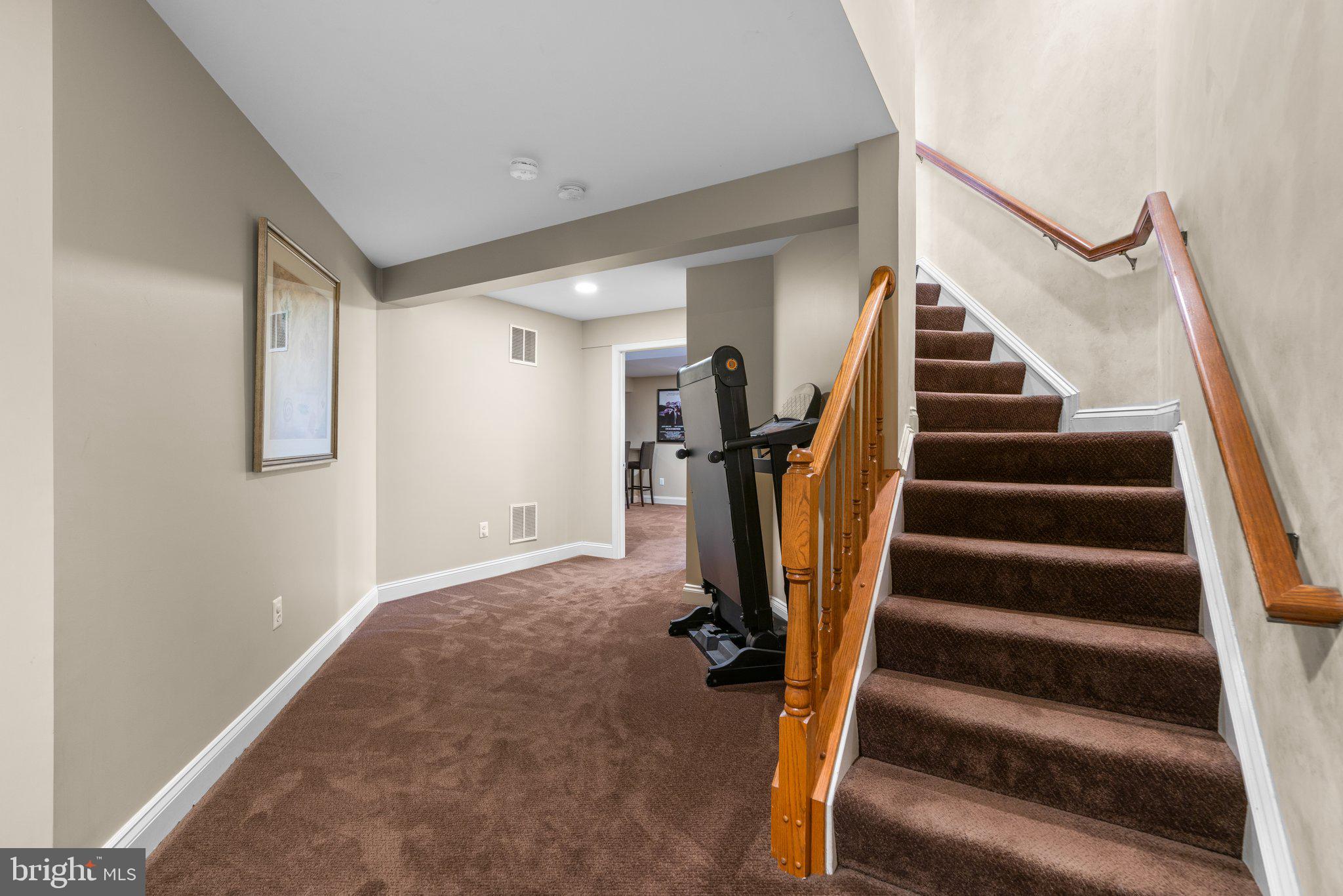 LAKEWOOD ESTATES - Residential