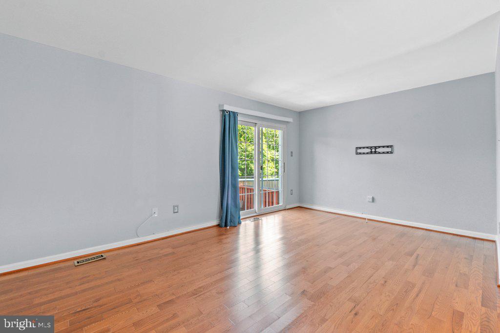 ROLLING CREST - Residential