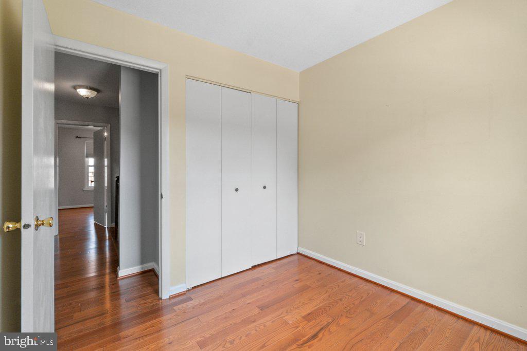 ROLLING CREST - Residential