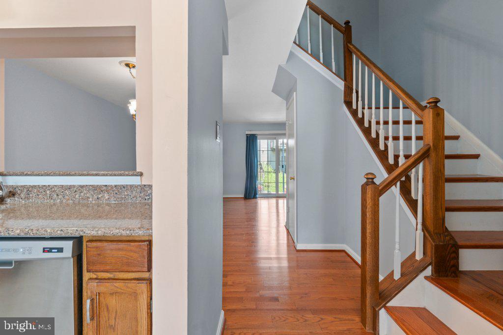 ROLLING CREST - Residential