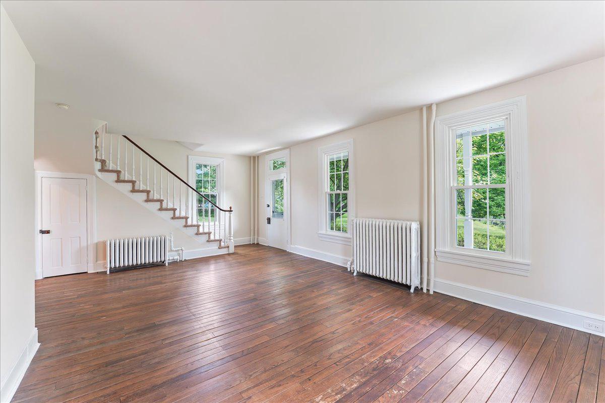 310 CEDAR LANE
